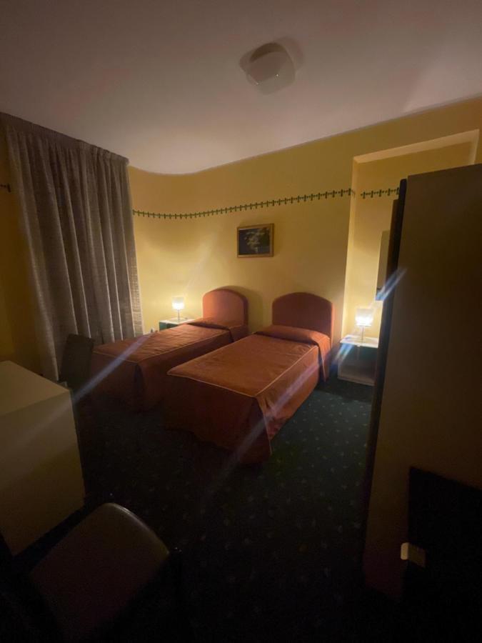 Hotel Atena Ciro Marina Ngoại thất bức ảnh