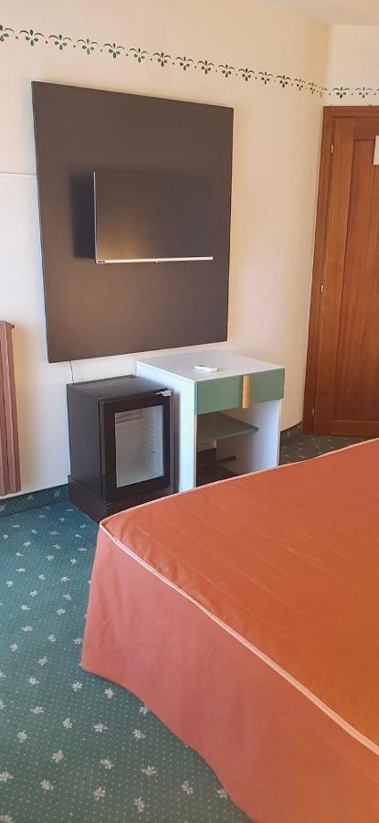 Hotel Atena Ciro Marina Ngoại thất bức ảnh